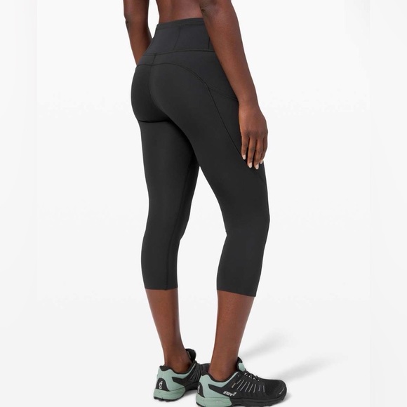 Lululemon Fast & Free High Rise Legging 19” Black Size 6 - Picture 2 of 6